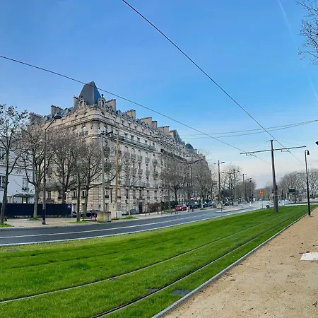 Prestige A Luxe, Calme Et Proche Tour Eiffel Et Champs-elysees Apartment Paris