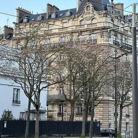 Prestige à Luxe, Calme Et Proche Tour Eiffel Et Champs-élysées * Parigi