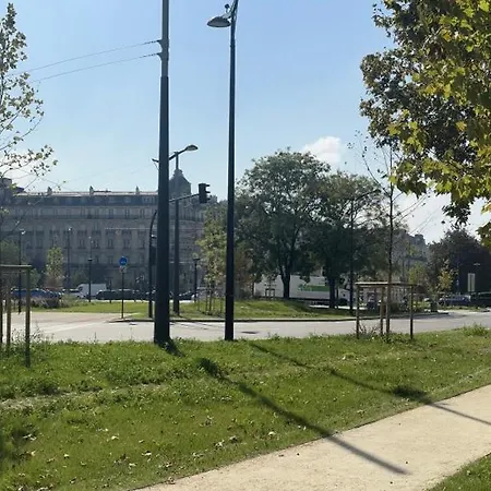 Prestige A Luxe, Calme Et Proche Tour Eiffel Et Champs-elysees Apartment