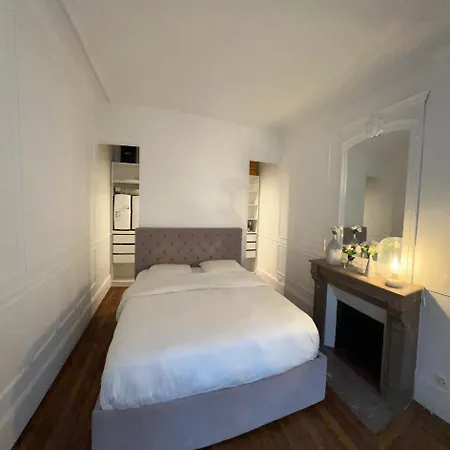 Apartment Prestige A Luxe, Calme Et Proche Tour Eiffel Et Champs-elysees